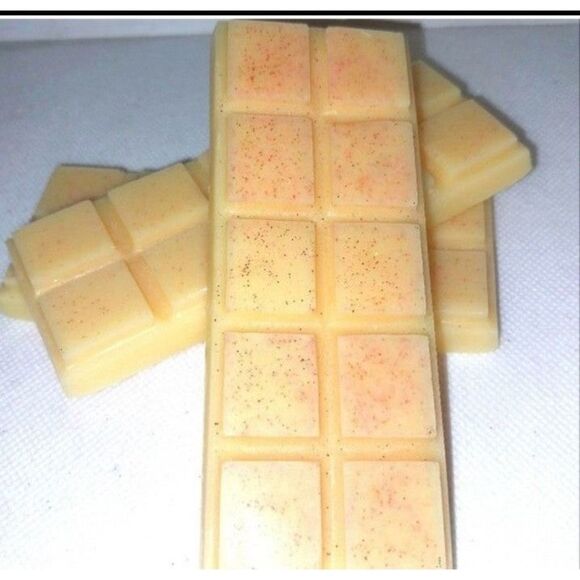 Hand crafted Princess Belle wax melt glitter bar 1pc - Picture 2 of 4